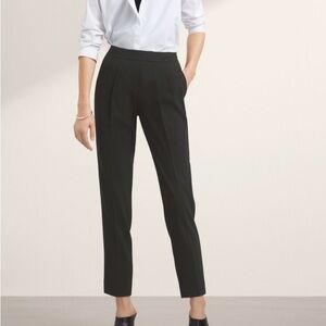 Aritzia Babaton Women's Black Pant Trousers